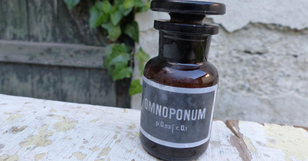 Комбинированный наркотический препарат "Омнопон".
